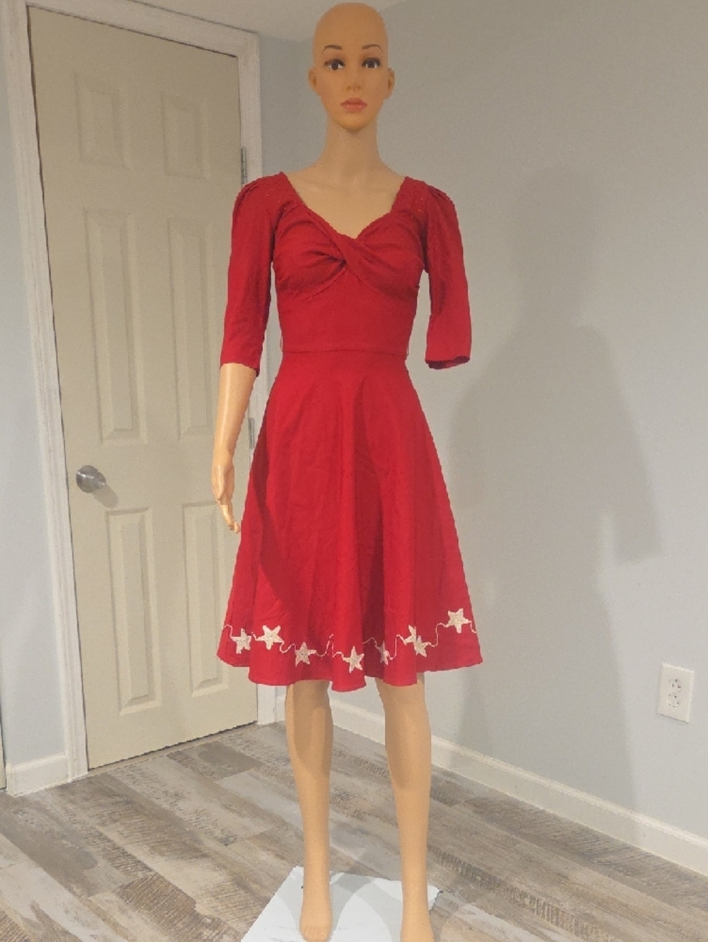 Stop Staring Red Twisted-Bodice Midi Dress with Star Hem